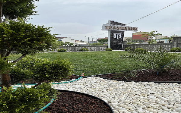 The Private Airport Hotel