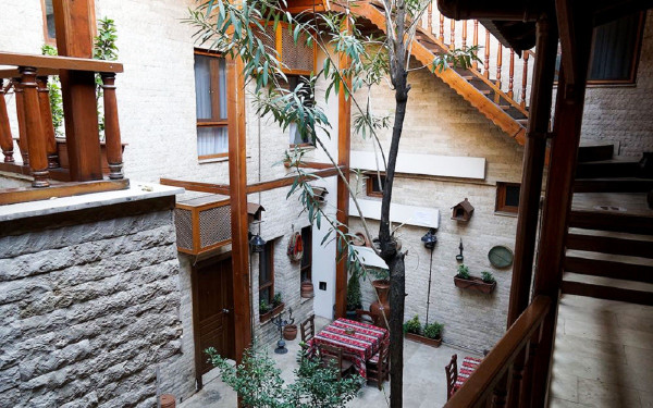 Zeynep Hanım konakları