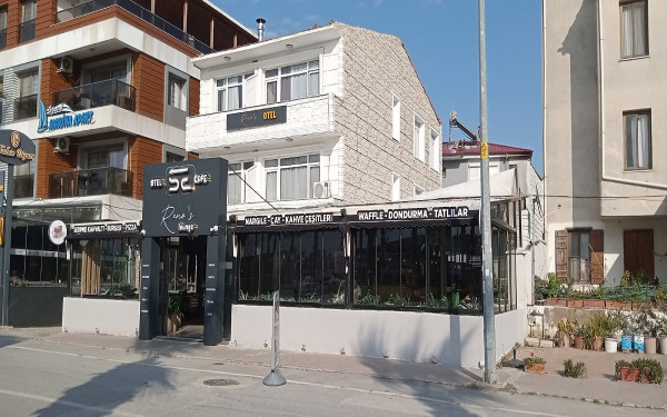 Renos Otel