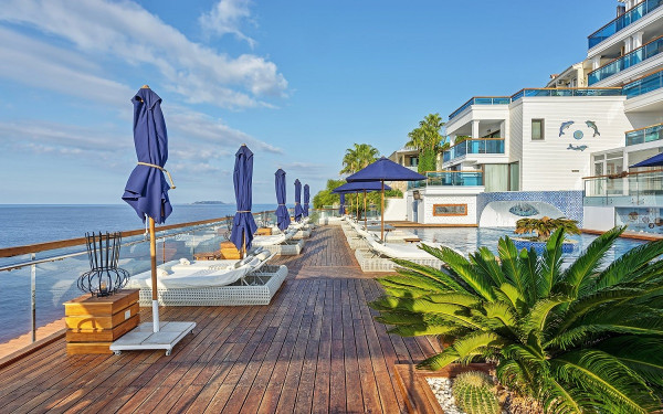 Meis Exclusive Hotel