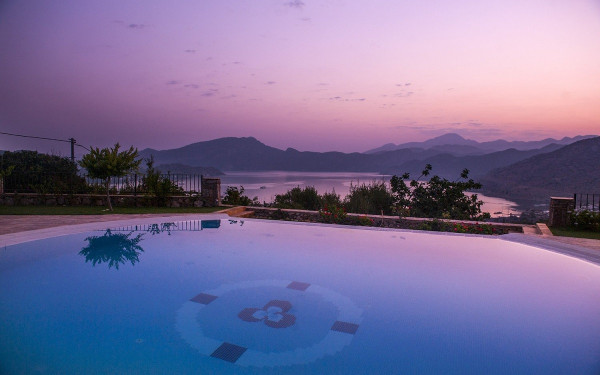 Swan Lake Butik Otel Selimiye