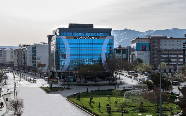 The Conforium Hotel Van