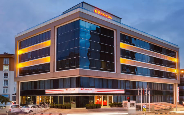 Ramada Encore By Wyndham Istanbul Kartal