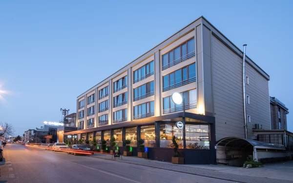 La Flora House Hotel