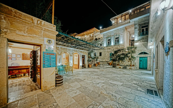 Elysee Cave House Hotel