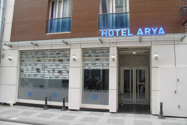 Arya Hotel