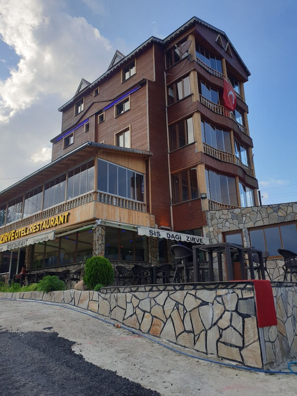 Şıhkırani Sisdağı Zirve Otel
