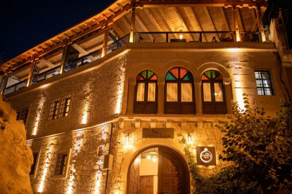 Pome Granate Cave Hotel