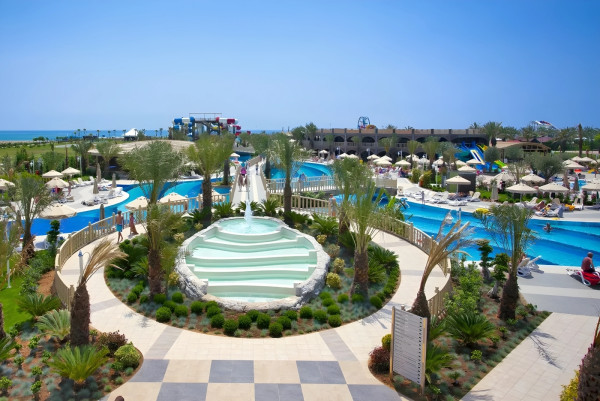 Royal Holiday Palace