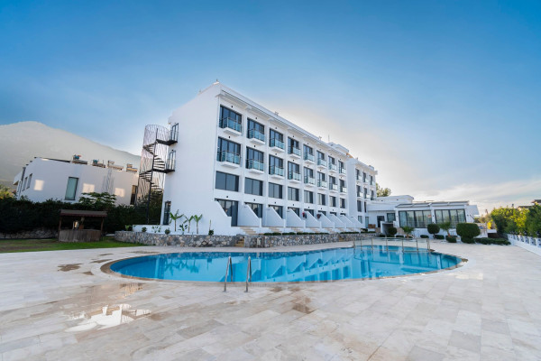 Bellpais Oasis Hotel