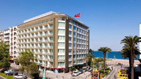 İzmir Palas Otel