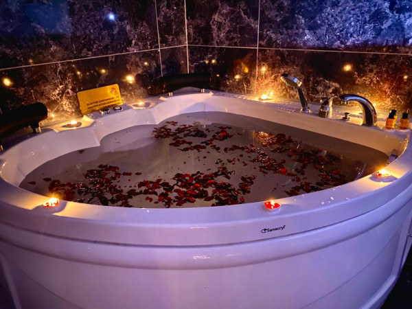 Airport Inalens Hotel