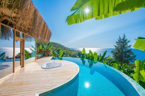 Seaview Faralya Butik Hotel