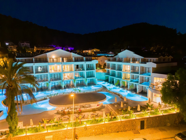 Residence 222 Hisarönü